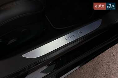 Лифтбек Tesla Model S 2017 в 