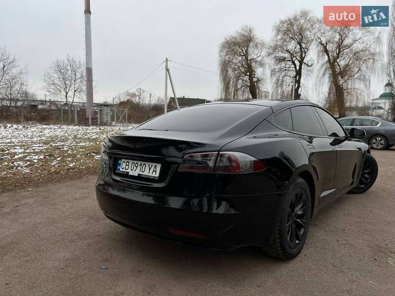 Лифтбек Tesla Model S 2017 в Нежине