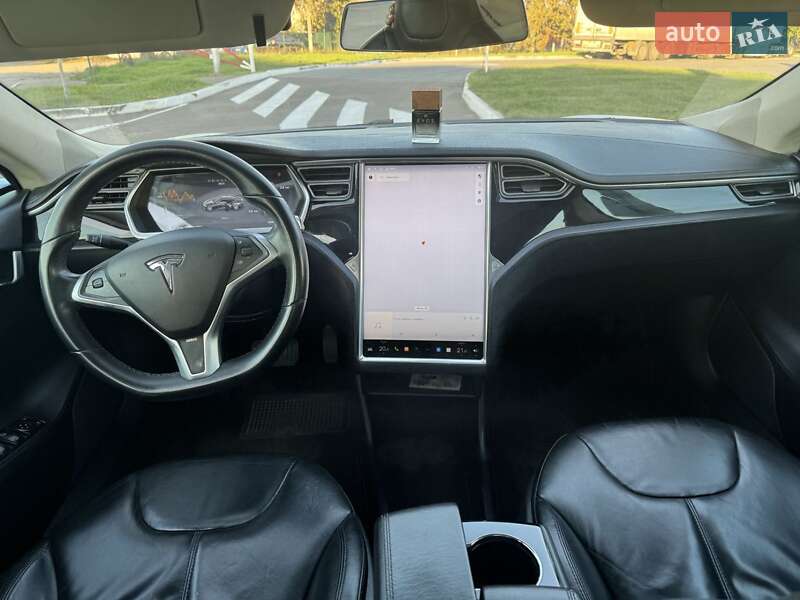 Лифтбек Tesla Model S 2013 в Одессе