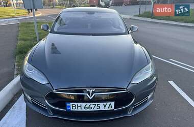 Tesla Model S 2013