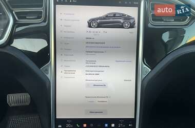 Ліфтбек Tesla Model S 2013 в 