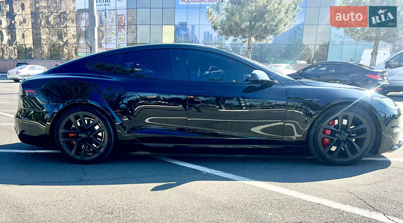 Лифтбек Tesla Model S 2023 в Одессе