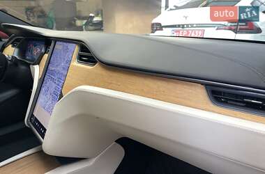 Лифтбек Tesla Model S 2021 в 