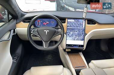 Лифтбек Tesla Model S 2021 в 