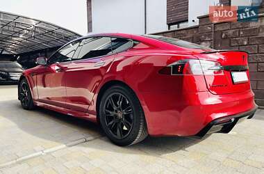 Лифтбек Tesla Model S 2021 в 