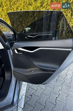 Лифтбек Tesla Model S 2014 в Киеве