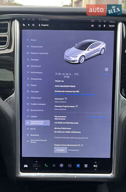 Лифтбек Tesla Model S 2016 в 
