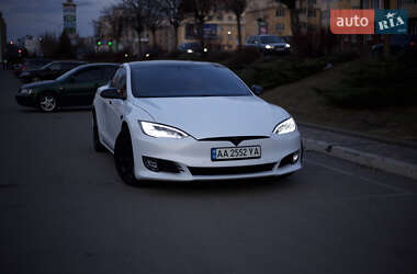 Tesla Model S 2019 Tesla Model S 2019