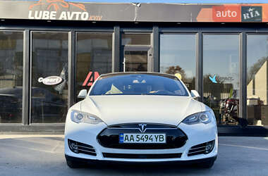 Ліфтбек Tesla Model S 2015 в Києві