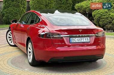 Лифтбек Tesla Model S 2017 в 