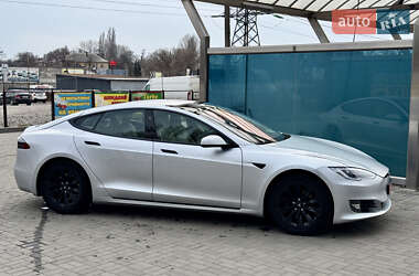 Лифтбек Tesla Model S 2018 в Днепре