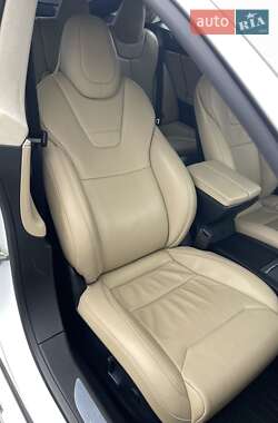 Лифтбек Tesla Model S 2017 в 