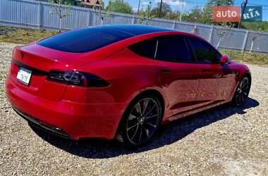 Лифтбек Tesla Model S 2017 в 