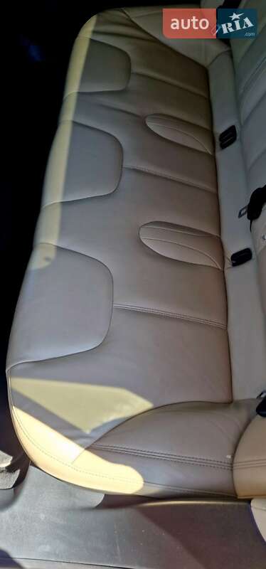 Ліфтбек Tesla Model S 2017 в Косові