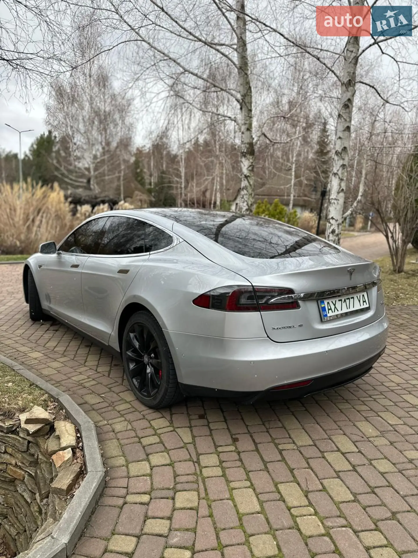 2015 Tesla Model S - мініатюра 4