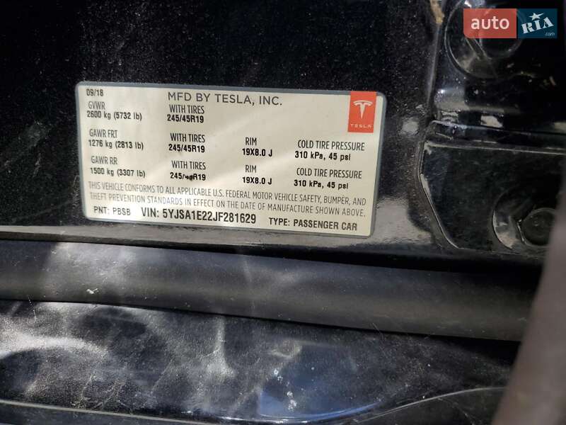 Ліфтбек Tesla Model S 2018 в Чернігові