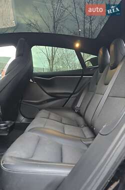 Лифтбек Tesla Model S 2018 в 