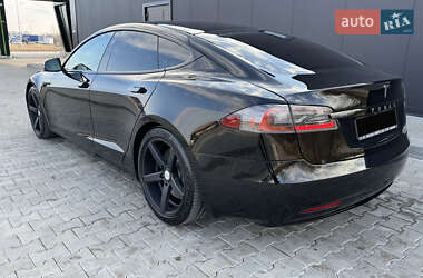 Лифтбек Tesla Model S 2019 в 
