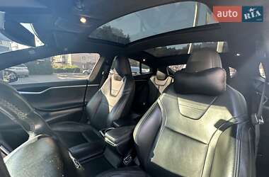 Ліфтбек Tesla Model S 2016 в 