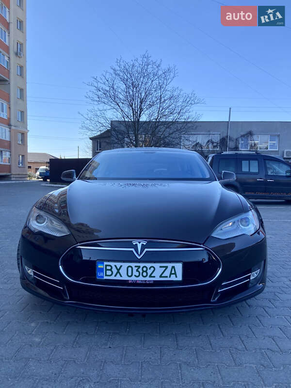 Лифтбек Tesla Model S 2012 в Хмельницком фото 3 Лифтбек Tesla Model S 2012 в Хмельницком