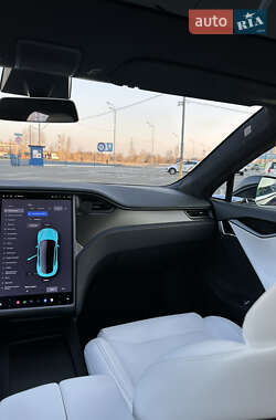 Лифтбек Tesla Model S 2018 в 