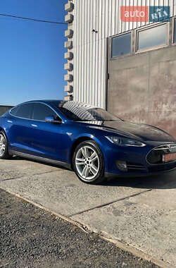 Tesla Model S 2015 Tesla Model S 2015