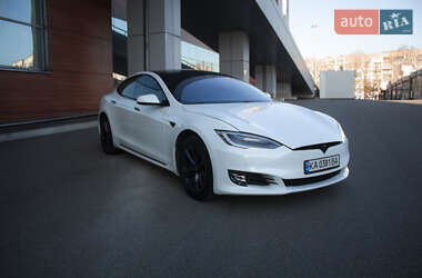 Tesla Model S 2017