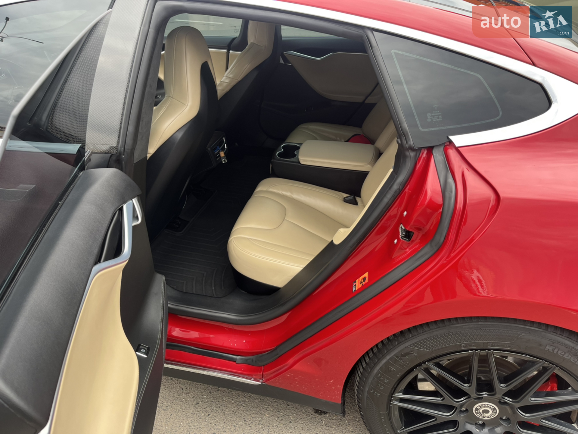 2015 Tesla Model S - мініатюра 15