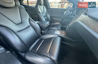Лифтбек Tesla Model S 2018 в 