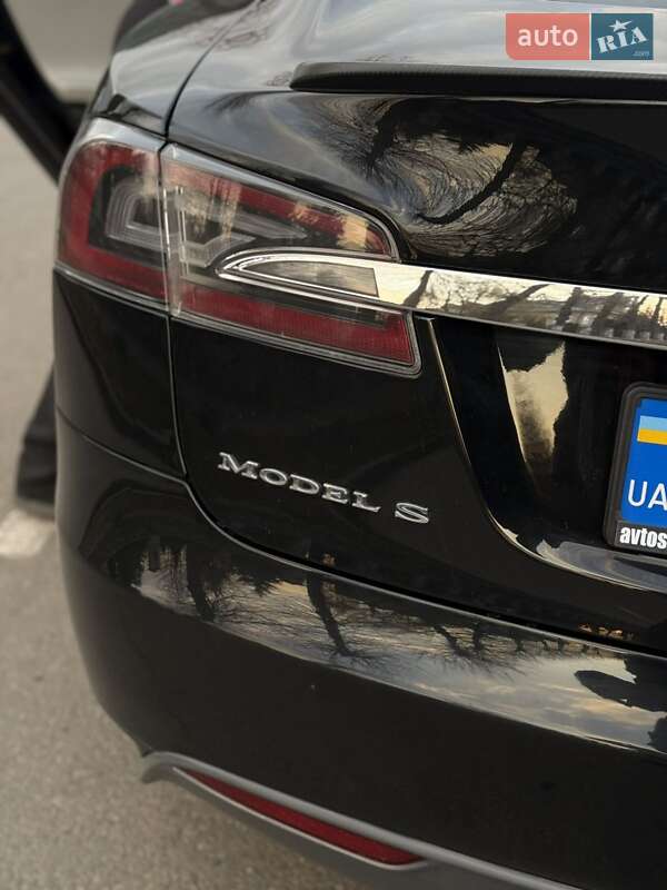 Ліфтбек Tesla Model S 2012 в Білій Церкві