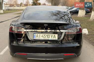Лифтбек Tesla Model S 2012 в 