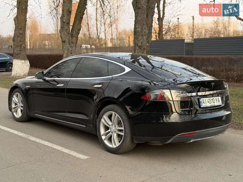 Ліфтбек Tesla Model S 2012 в Білій Церкві
