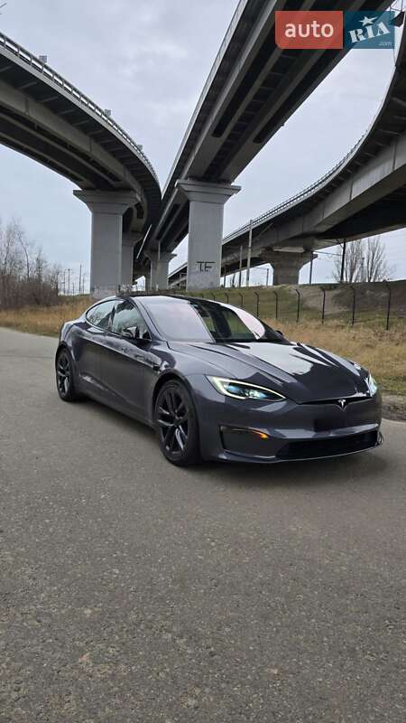 Лифтбек Tesla Model S 2021 в Киеве