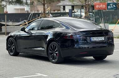 Ліфтбек Tesla Model S 2018 в 