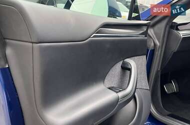 Лифтбек Tesla Model S 2021 в 