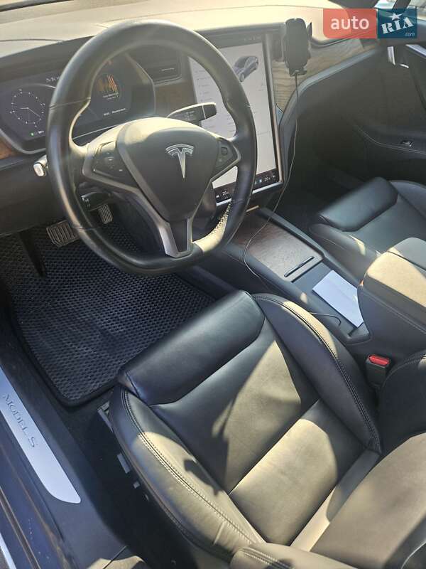 Ліфтбек Tesla Model S 2020 в Києві
