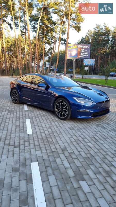 Лифтбек Tesla Model S 2021 в Киеве