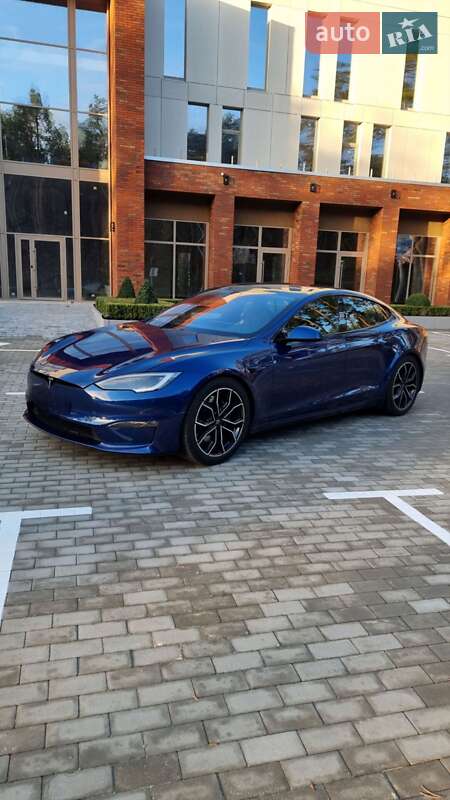Лифтбек Tesla Model S 2021 в Киеве