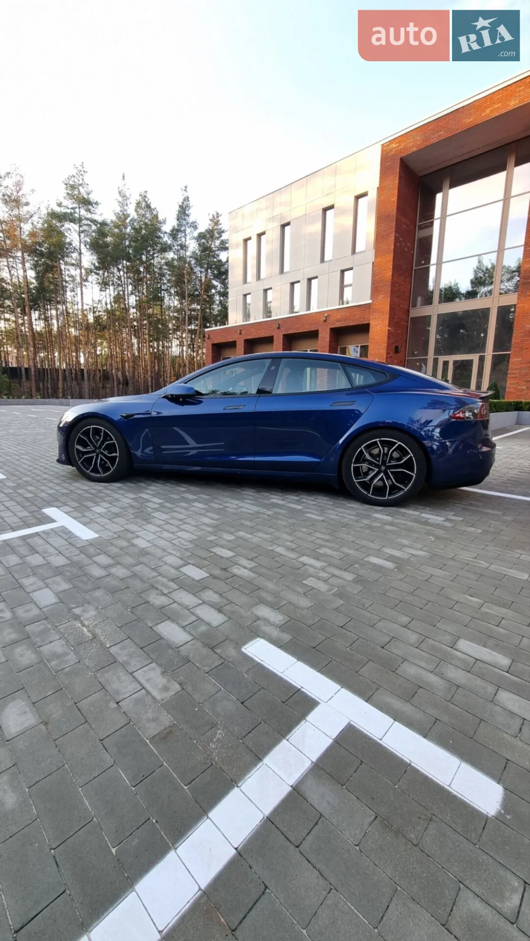 2021 Tesla Model S - мініатюра 12