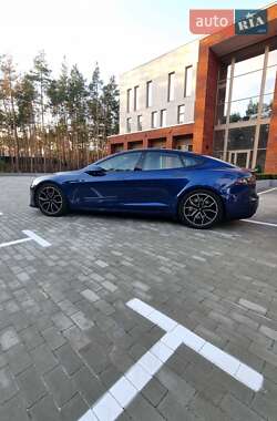 Ліфтбек Tesla Model S 2021 в 
