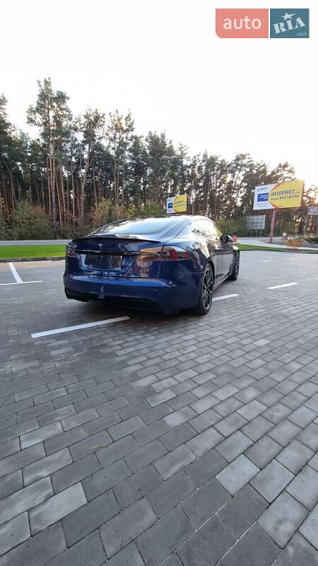 Лифтбек Tesla Model S 2021 в Киеве