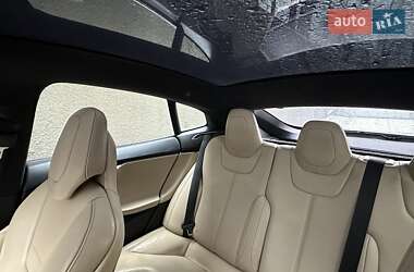 Лифтбек Tesla Model S 2017 в Тернополе