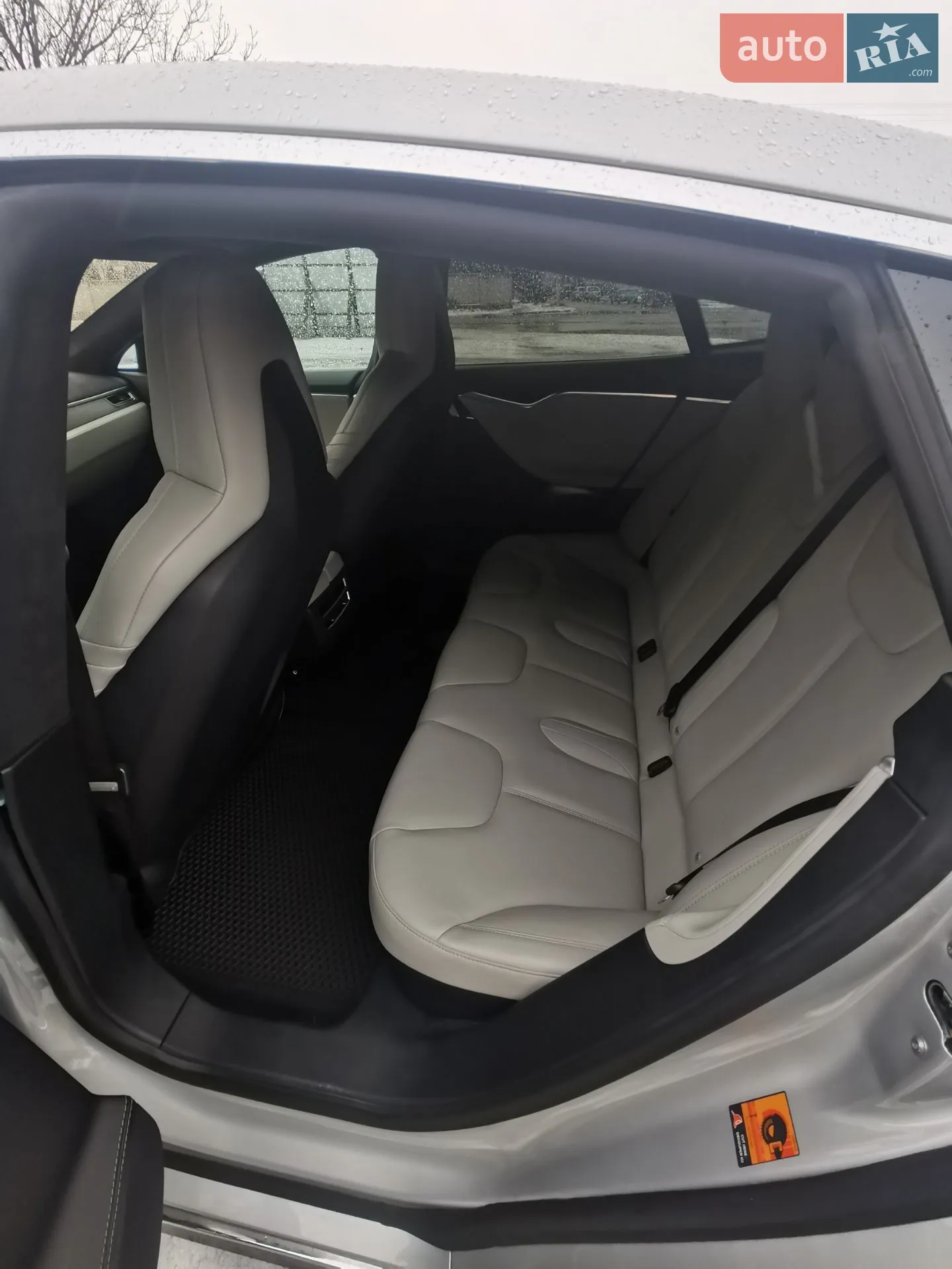 2016 Tesla Model S - мініатюра 12