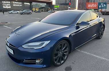 Tesla Model S 2018