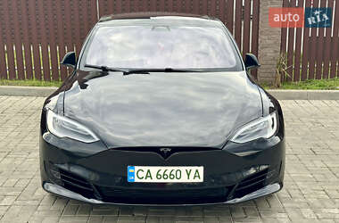 Лифтбек Tesla Model S 2017 в Киеве
