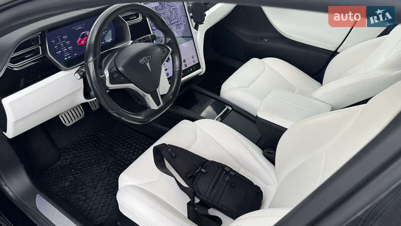 Лифтбек Tesla Model S 2017 в Киеве фото 18 Лифтбек Tesla Model S 2017 в Киеве