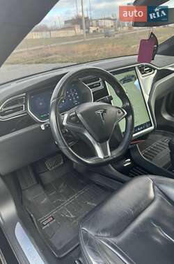 Лифтбек Tesla Model S 2016 в 