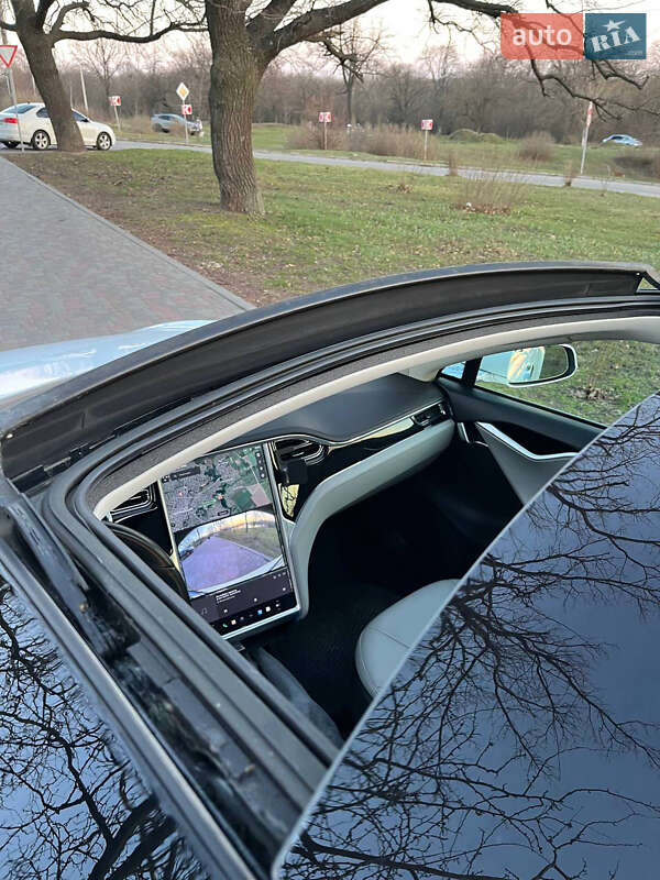 Лифтбек Tesla Model S 2012 в Кропивницком