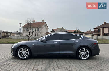 Лифтбек Tesla Model S 2014 в 