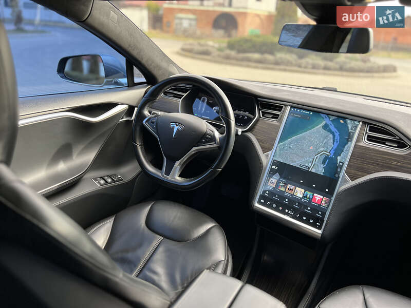 Лифтбек Tesla Model S 2014 в Одессе